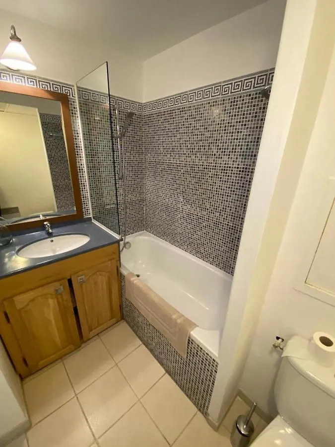 Cannes, Formidable T2 Avec Piscine A 2 Min De La Mer Apartment