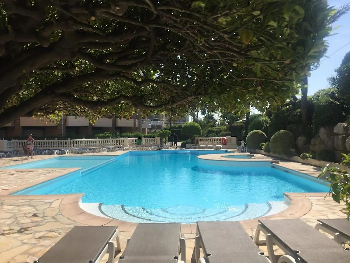 Cannes, Formidable T2 Avec Piscine A 2 Min De La Mer Apartment France